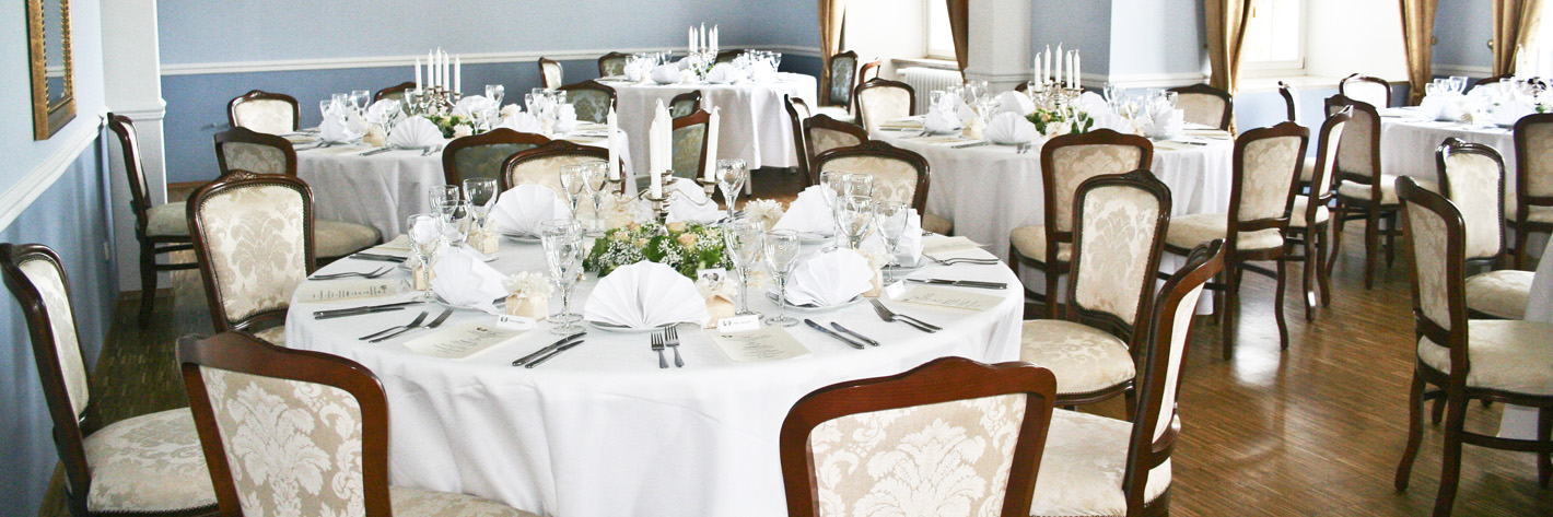 Heiraten im Schloss: Hochzeit auf Schloss Weiterdingen am Bodensee